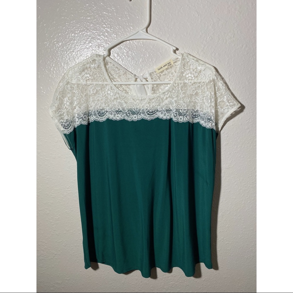 Green top